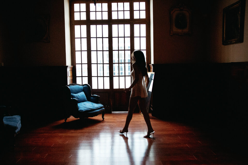 Fotógrafo en Alicante, Valencia y Murcia ·
Portfolio de fotografía profesional donde descubrirás sesiones llenas de emoción, naturalidad y momentos únicos.